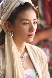 十全九美演员,星光熠熠，演绎经典喜剧传奇